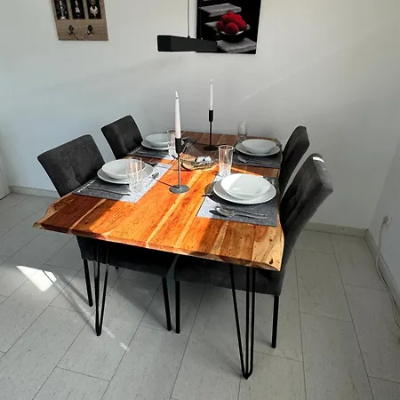 Mona 公寓 埃门丁根